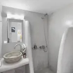 Ammoudi Hotel
